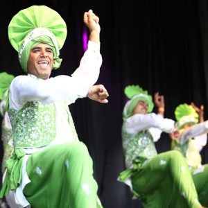 4x4-Talking-Dhols-Performance