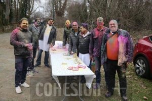 Holi-4