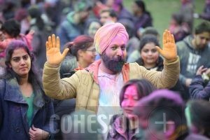 Holi-69