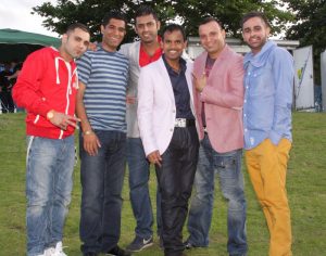 Small-Entourage-1