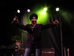 Sukshinder Shinda rocking it at the Maidstone Mela