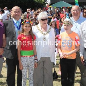 garry-ratcliffe-executive-head-with-the-mayor-of-dartford-cllr-thurlow-cllr-kite-and-gurvinder-sandher-at-the-oakfield-carnival