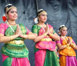 Kerala Cultural Association performing at the Mela