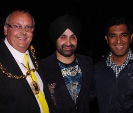 Mayor Cllr. Mortimer with Shinda and Gurvinder Sandher