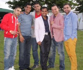 Small-Entourage-1