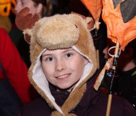 lantern-parade-03