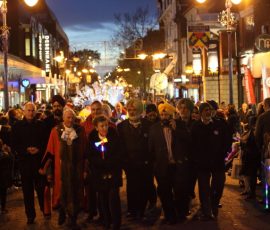 lantern-parade-05